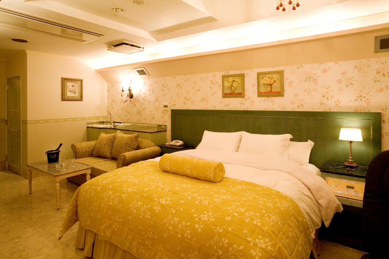 Hotel Meguro Emperor (Adults Only) à Tōkyō Extérieur photo